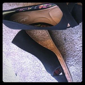 Open toe fabric wedge